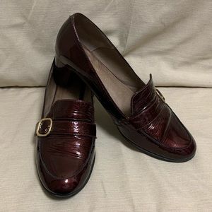 Antea Burgundy Block Heel Loafer